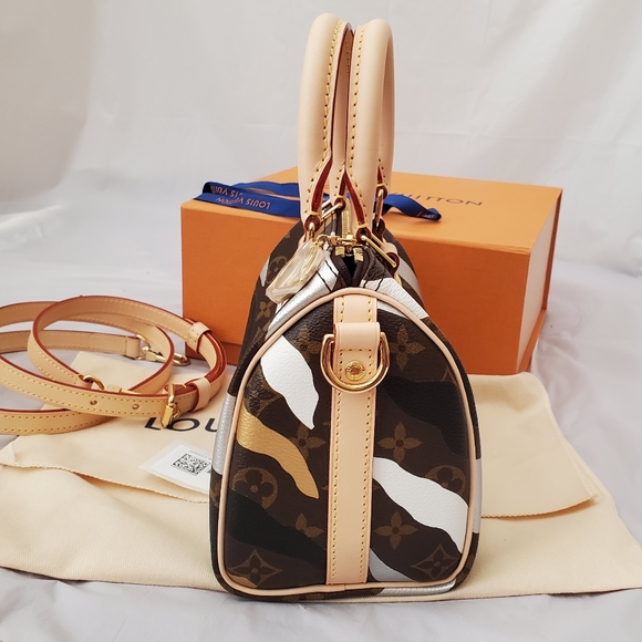 SOLD Louis Vuitton League of Legends Speedy b - Picture 3 of 13